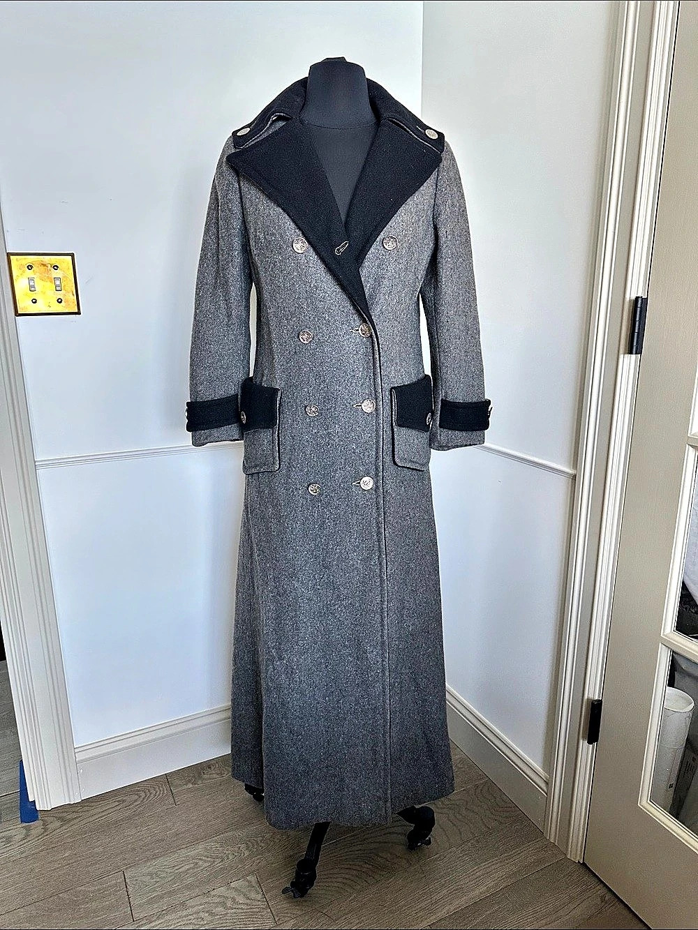 Vintage Wool Maxi Gray & Black Long Pea Coat Like New XS